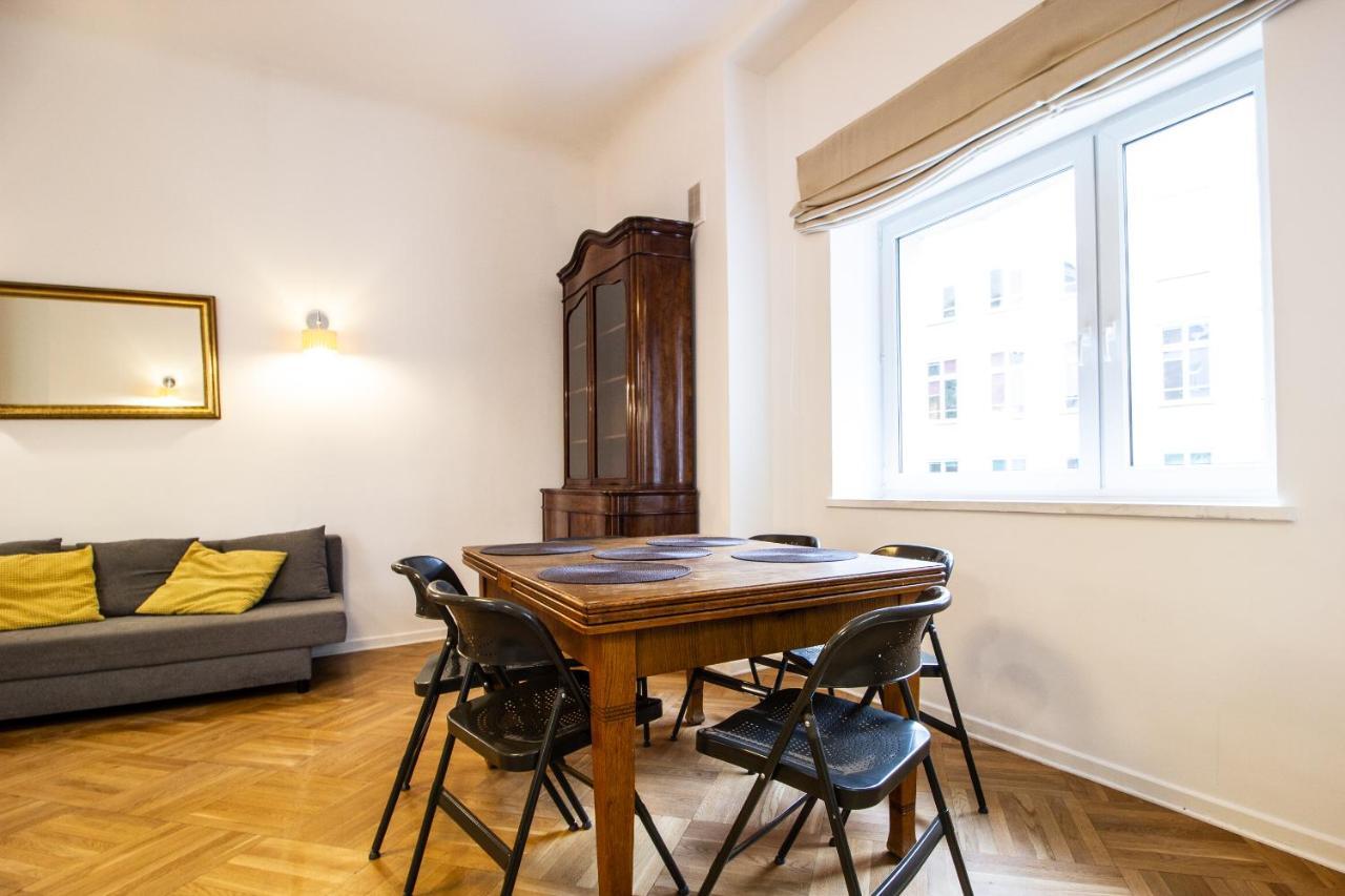 ורשה Kopernika Srodmiescie Apartment מראה חיצוני תמונה
