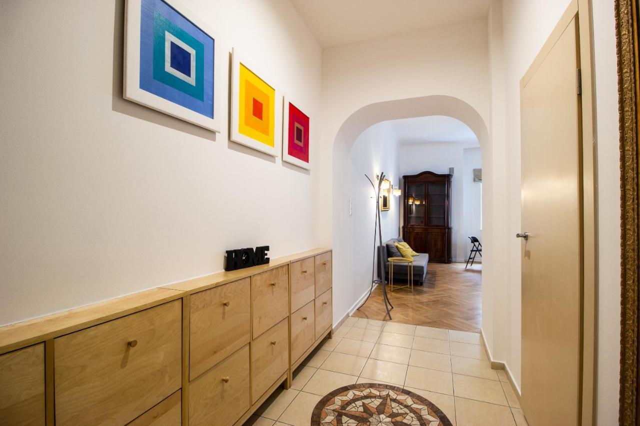 ורשה Kopernika Srodmiescie Apartment מראה חיצוני תמונה