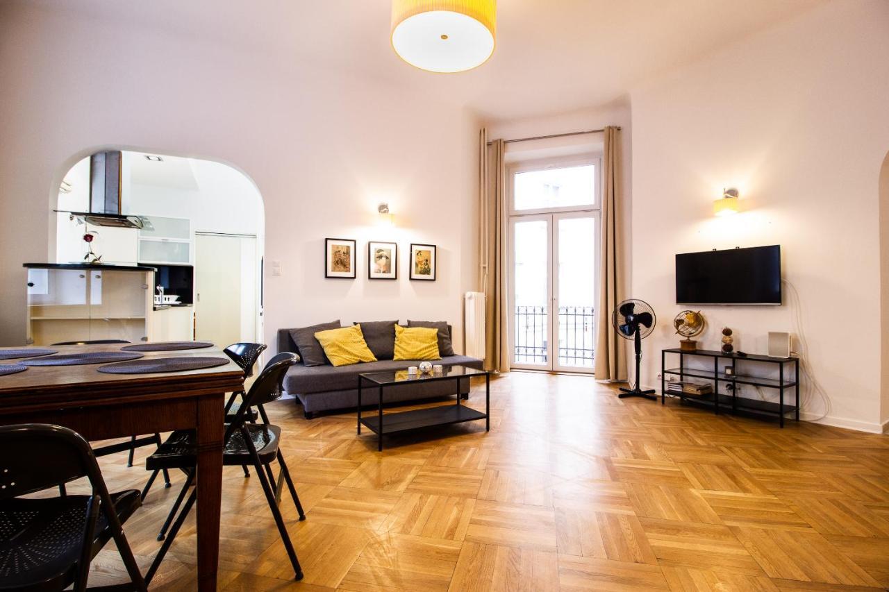 ורשה Kopernika Srodmiescie Apartment מראה חיצוני תמונה