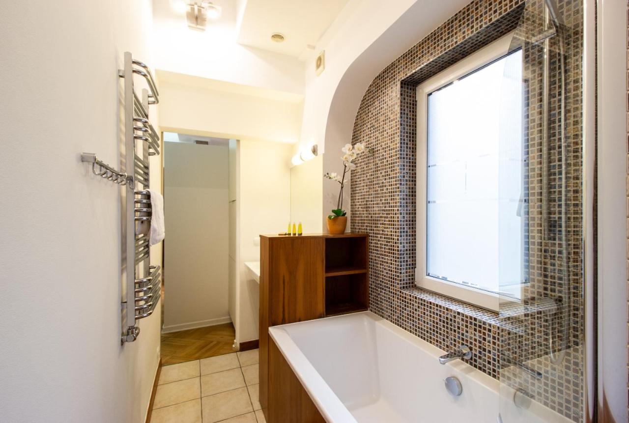 ורשה Kopernika Srodmiescie Apartment מראה חיצוני תמונה